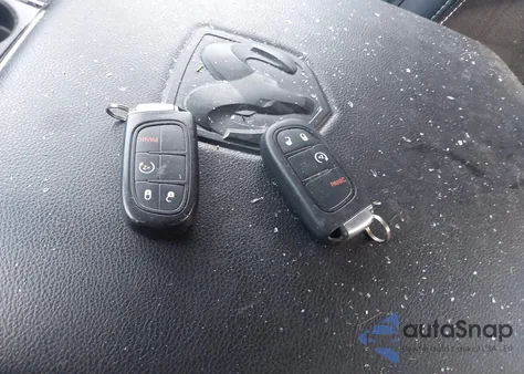 2015 Ram 1500 Sport z USA, uszkodzony, nr VIN 1C6RR7HT0FS546063